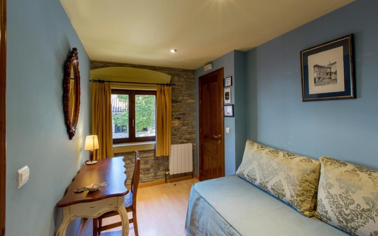 Hotel Rural Los Cerezos De Yanguas Екстериор снимка