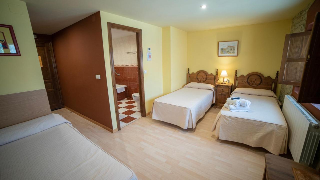 Hotel Rural Los Cerezos De Yanguas Екстериор снимка