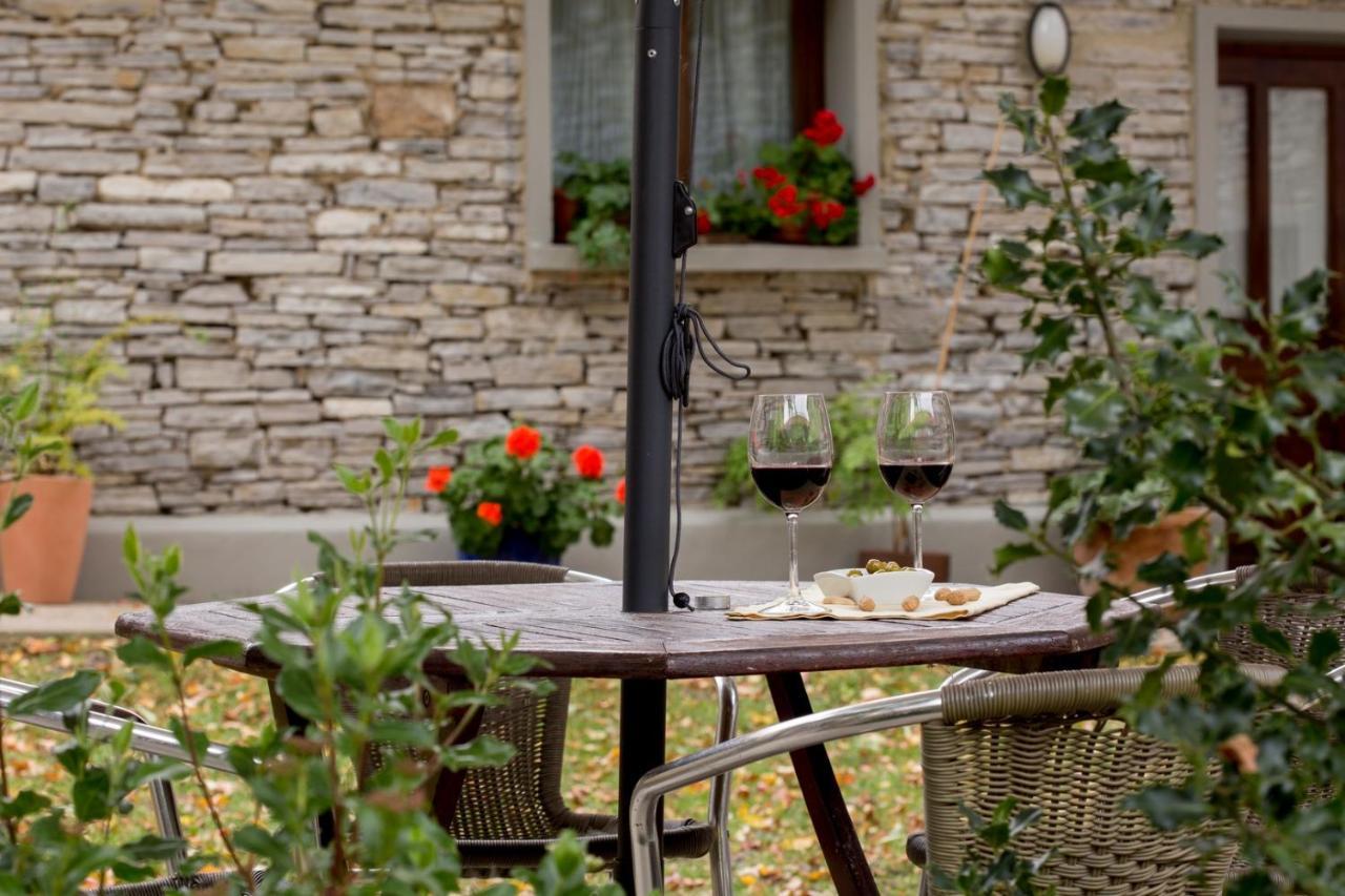 Hotel Rural Los Cerezos De Yanguas Екстериор снимка