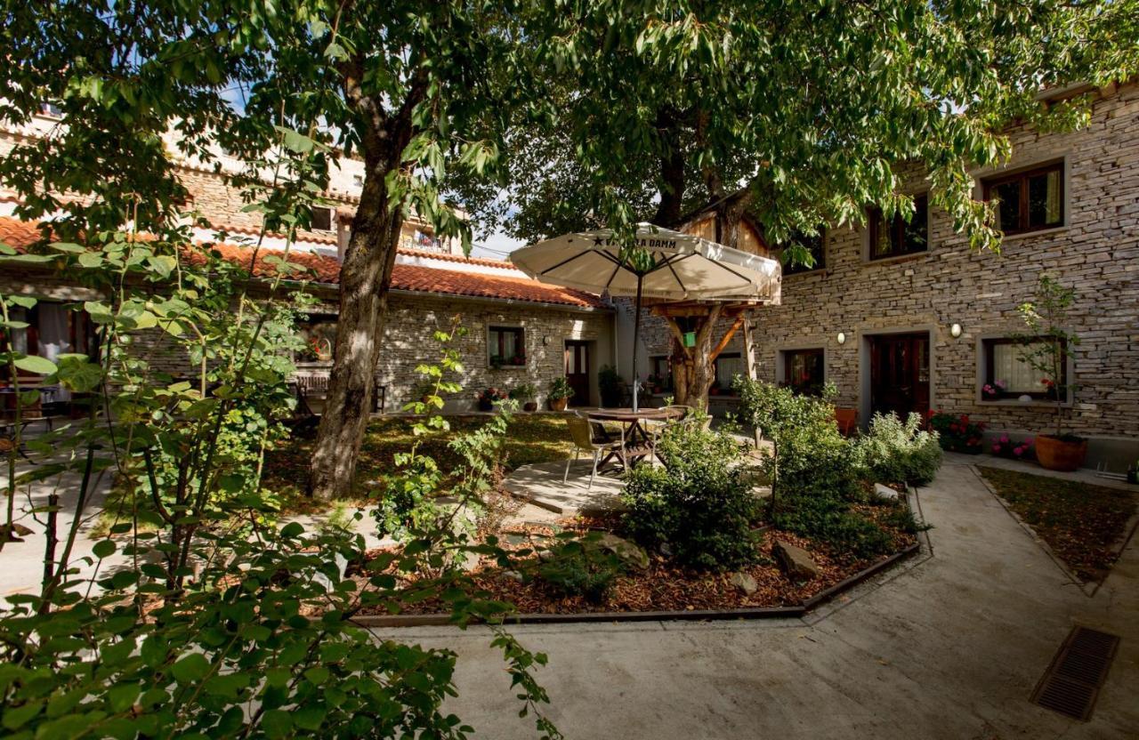 Hotel Rural Los Cerezos De Yanguas Екстериор снимка