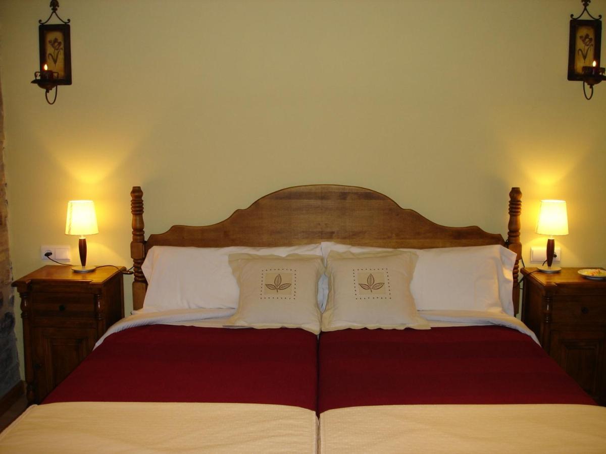 Hotel Rural Los Cerezos De Yanguas Екстериор снимка