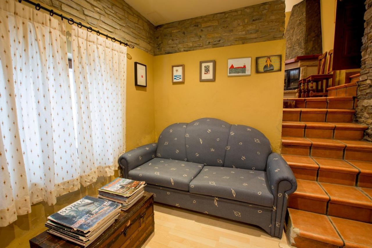 Hotel Rural Los Cerezos De Yanguas Екстериор снимка